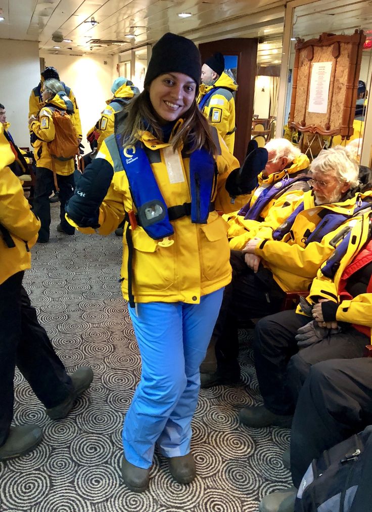 The Best Antarctica Packing List (What to Wear in Antarctica)